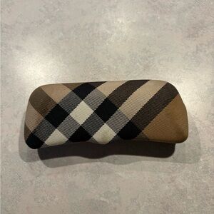 Burberry Plaid Sunglasses Case